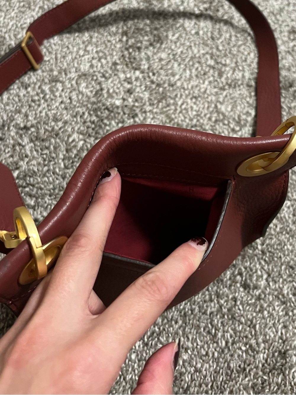 Hammitt Tony Small Maroon Burgundy Gold Hardware Crossbody - Picture 7 of 11